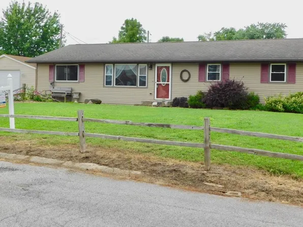 3877 E Teakwood Ave, Terre Haute, IN 47805