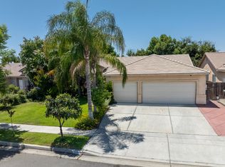 279 N Douglas Ave, Fresno, CA 93727