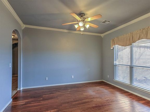 4th image of 5008 S 202 East Ave