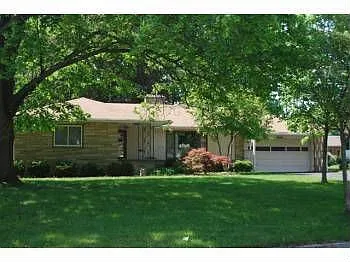 3869 Norbrook Dr photo 1