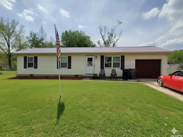 1310 Saint Marys Dr, Warsaw, IN 46580