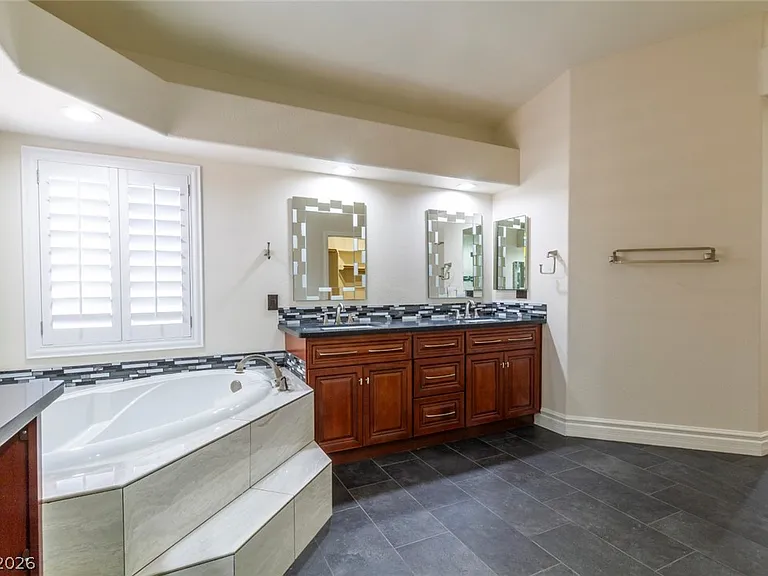 9592 Camino Capistrano Ln — Photo 35
