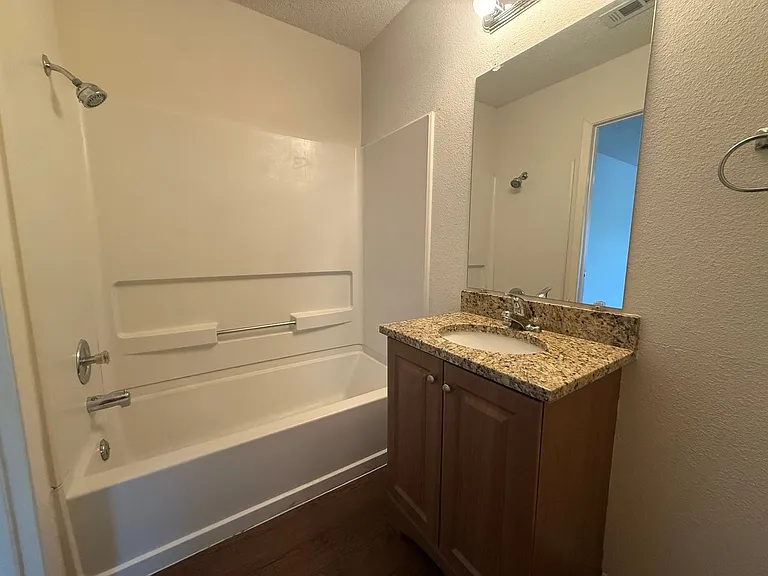 10609 Archdale Dr — Photo 9