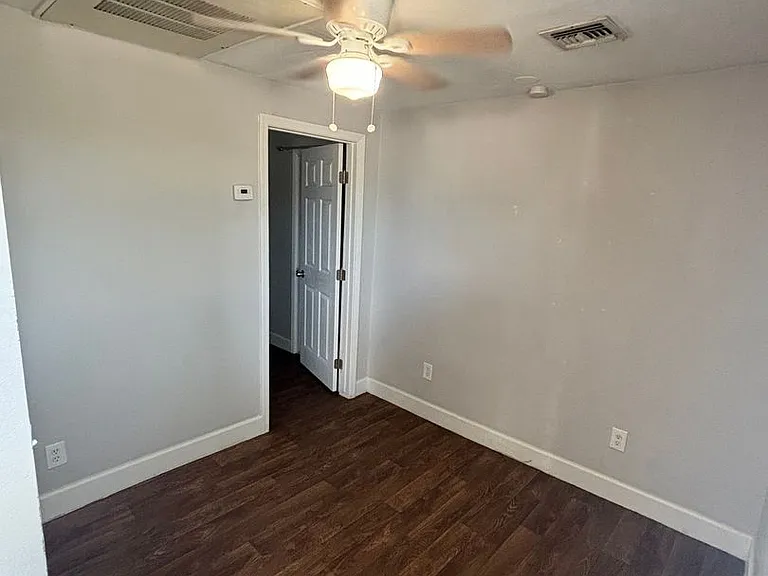 2238 E Taylor St — Photo 10