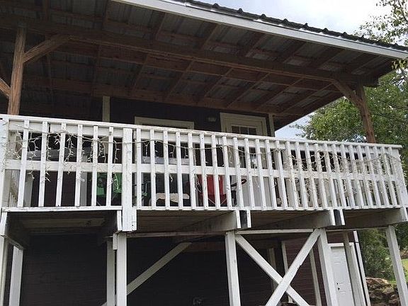 3rd image of 632 Dogwood Ln