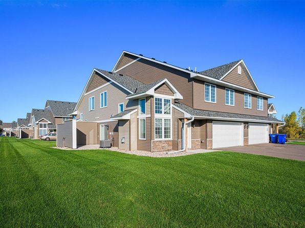 521 Meadow Ln