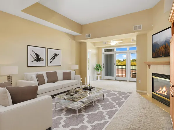 5275 Grandview Sq APT 3403, Edina, MN 55436