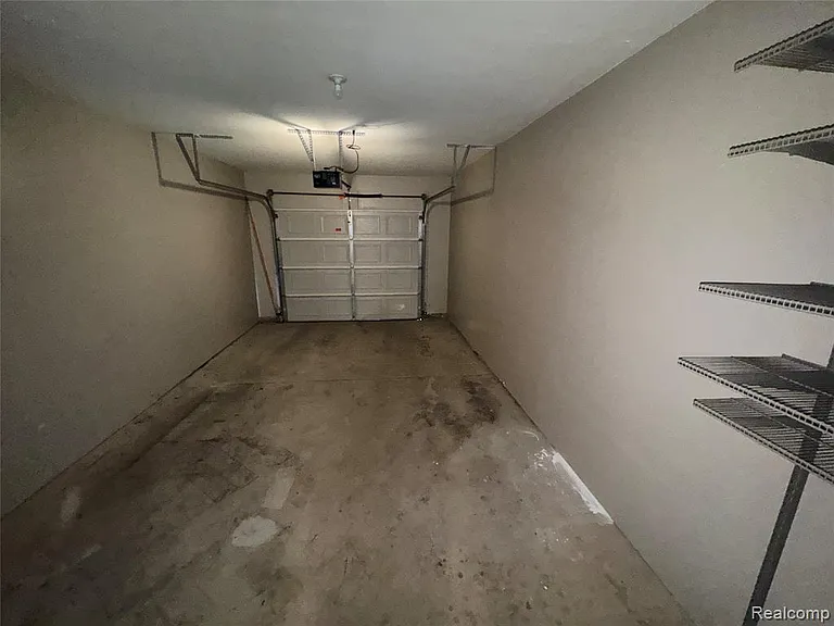 15441 Yale Dr — Photo 19