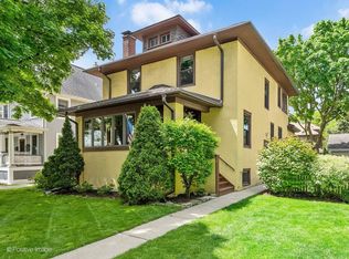 32 N Catherine Ave, La Grange, IL 60525