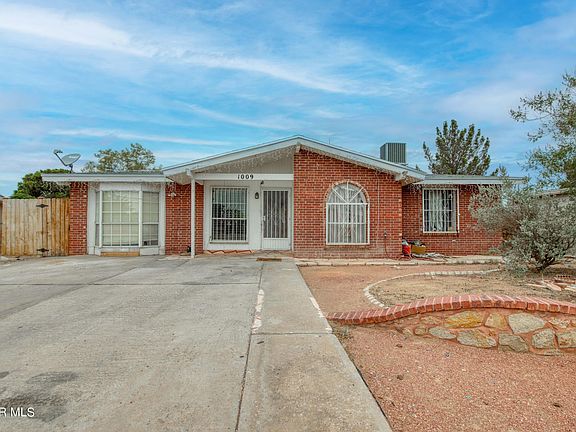 3rd image of 1009 La Huasteca Way