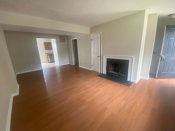 2nd image of 23 Sally Ann Pl