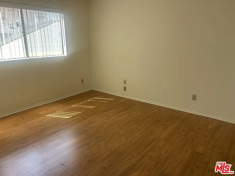 8515 Saturn St #102 — Photo 11