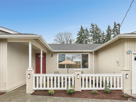 2nd image of 20113 24th Ave W