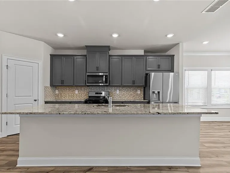 3614 Shore Wood Ave — Photo 14