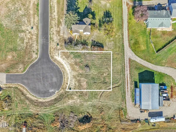 3 Dyksterhouse Ln, Manhattan, MT 59741