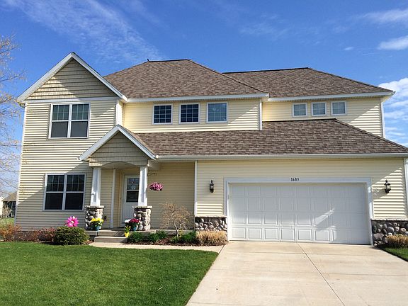 3rd image of 1683 Sweet Grass Dr SE