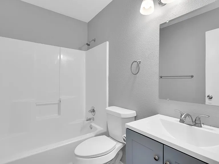 2520 Fatima Ave — Photo 12