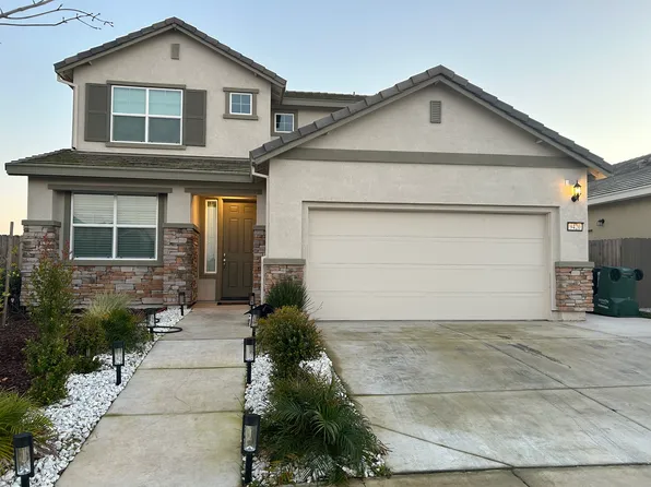 9420 Del Seis Dr, Sacramento, CA 95829