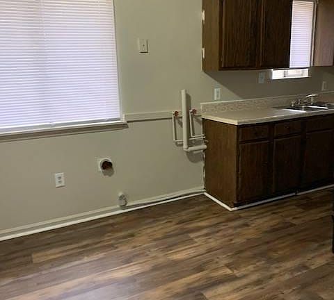 2nd image of 1822 Greenbrier Ave SE #1