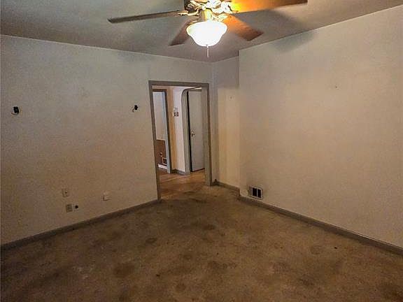 4th image of 4129 Rode Ave