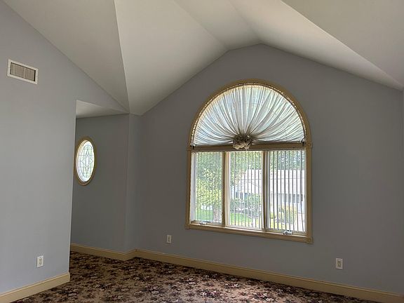 2nd image of 2 Mallard Ave #1