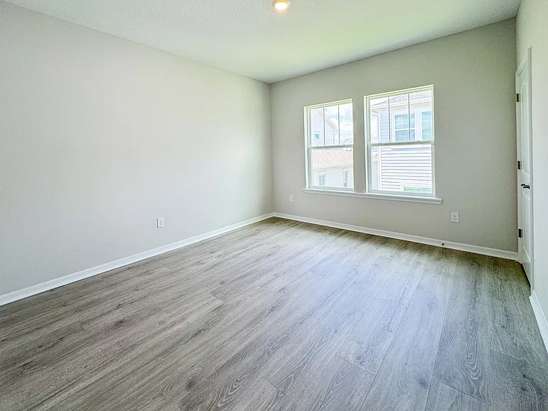 13402 Leggett Aly #1 — Photo 9