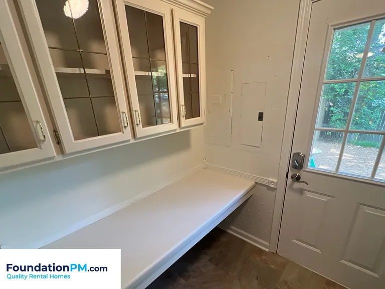 7939 Dovie Ln — Photo 8
