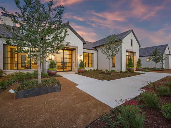 4557 Saint Estephe Pl, Fort Worth, TX 76126