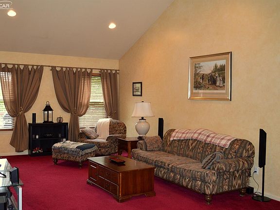 3rd image of 7410 Wicklow North Dr