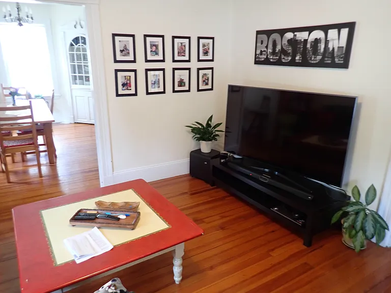 124 Reservoir St — Photo 9