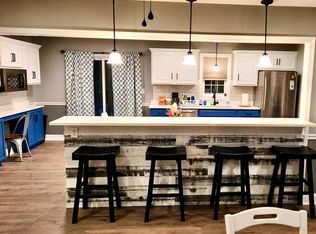 7234 Bunting Rd, Chincoteague, VA 23336