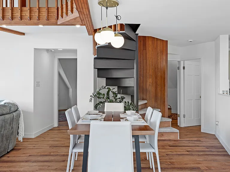 7005 Lake View Point Dr — Photo 9