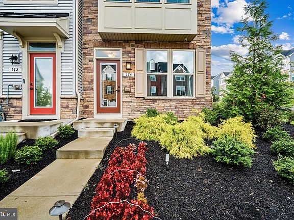 2nd image of 174 Bethlehem Pl