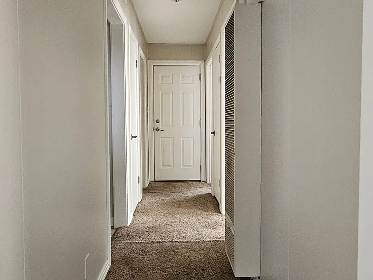 1814 Oklahoma Dr — Photo 5