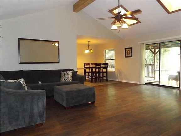 2nd image of 6015 Big Springs Dr
