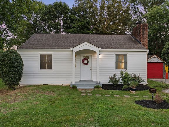 5th image of 109 Gibson Dr