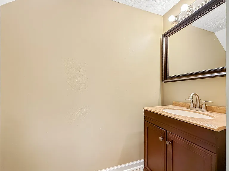 5149 Basinview Dr — Photo 10