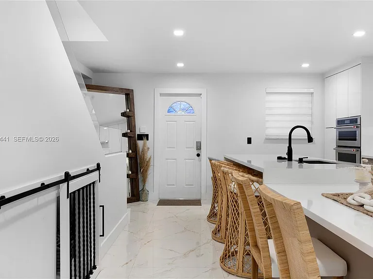 2115 NE 123rd St — Photo 21