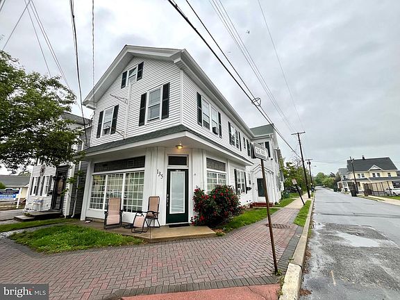 2nd image of 135 E Main St