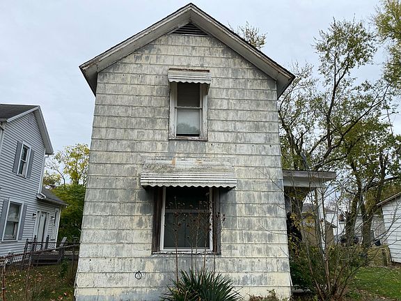2nd image of 212 Washington Ave