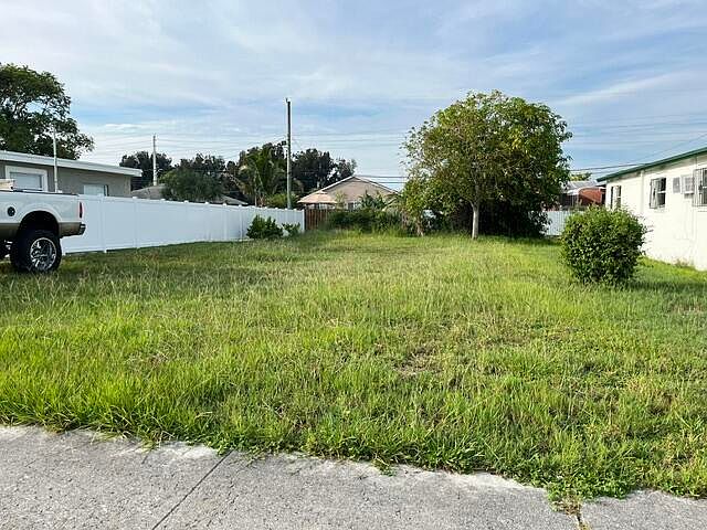 2nd image of 1381 W 30TH Street
