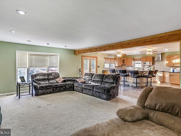 5th image of 8752 Teresa Ln
