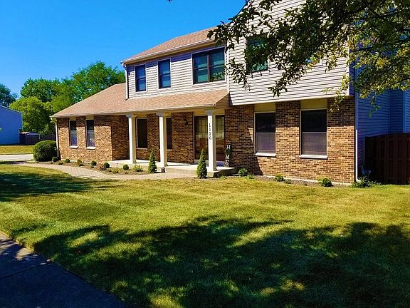 2nd image of 1126 Warwick Cir S