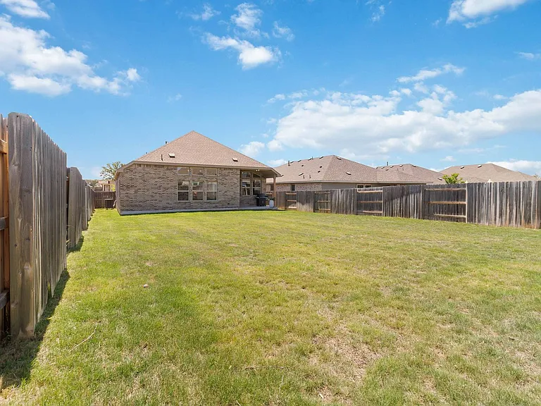126 Smokebush Trl — Photo 29