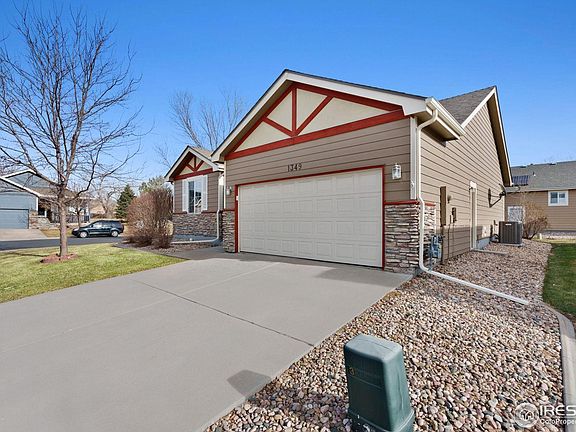 3rd image of 1349 Saginaw Pointe Dr