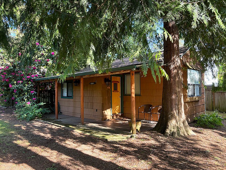 1st image of 13325 1/2 30th Ave NE