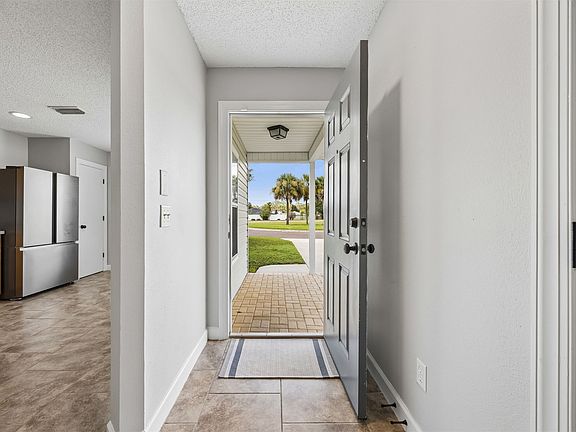 2nd image of 86040 Alison Ct