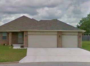 5742 W Payton Cir, Springfield, MO 65802