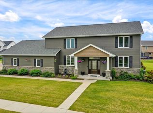 W5749 Jochmann Dr, Appleton, WI 54915