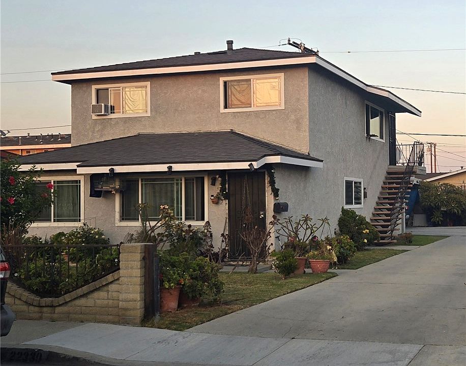 1st image of 22330 Clarkdale Ave